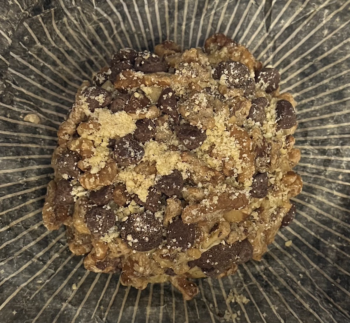 Nooshkin's tweet image. My last Gideon’s cookie is out of the freezer- you know what that means?!

A trip to WDW must be around the corner 🎉