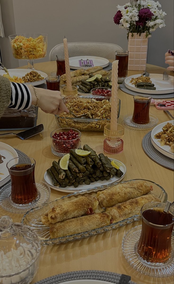 Kızlar, buluşalım mı? Siz benim yaşayasımı getiriyorsunuz💖💐