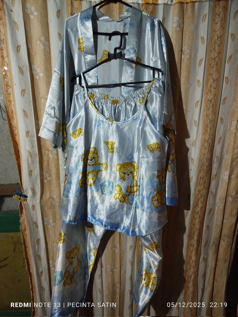 Azalea satin tweet media