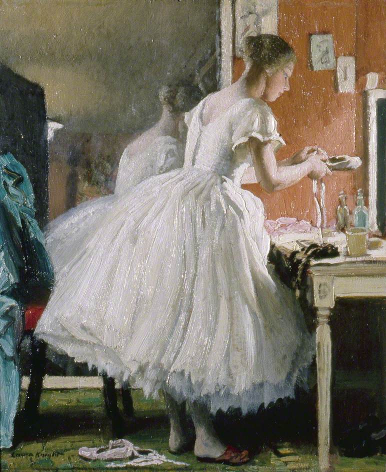 Painting at Bedtime.
The Ballet Shoe.
Dame Laura Knight.

Knight had a number of subjects to which she often returned. Prominent were beach paintings, gypsies and theatre scenes, like this one showing a ballet dancer adjusting her shoe. They are very evocative of their time.