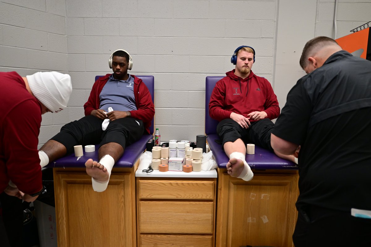 𝐂𝐚𝐥𝐦 𝐛𝐞𝐟𝐨𝐫𝐞 𝐭𝐡𝐞 (𝐬𝐧𝐨𝐰) 𝐬𝐭𝐨𝐫𝐦.