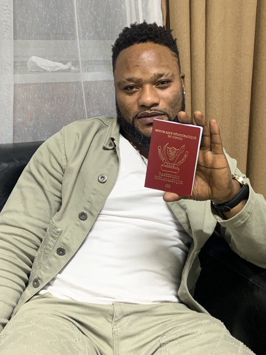 Chaque chose à son temps, un grand merci au chef de l’Etat, à la 1ere ministre, au ministre des sports, ministre des affaires étrangères et son Direcab, au directeur de l’ANR, pour l’obtention de mon PASSEPORT DIPLOMATIQUE.