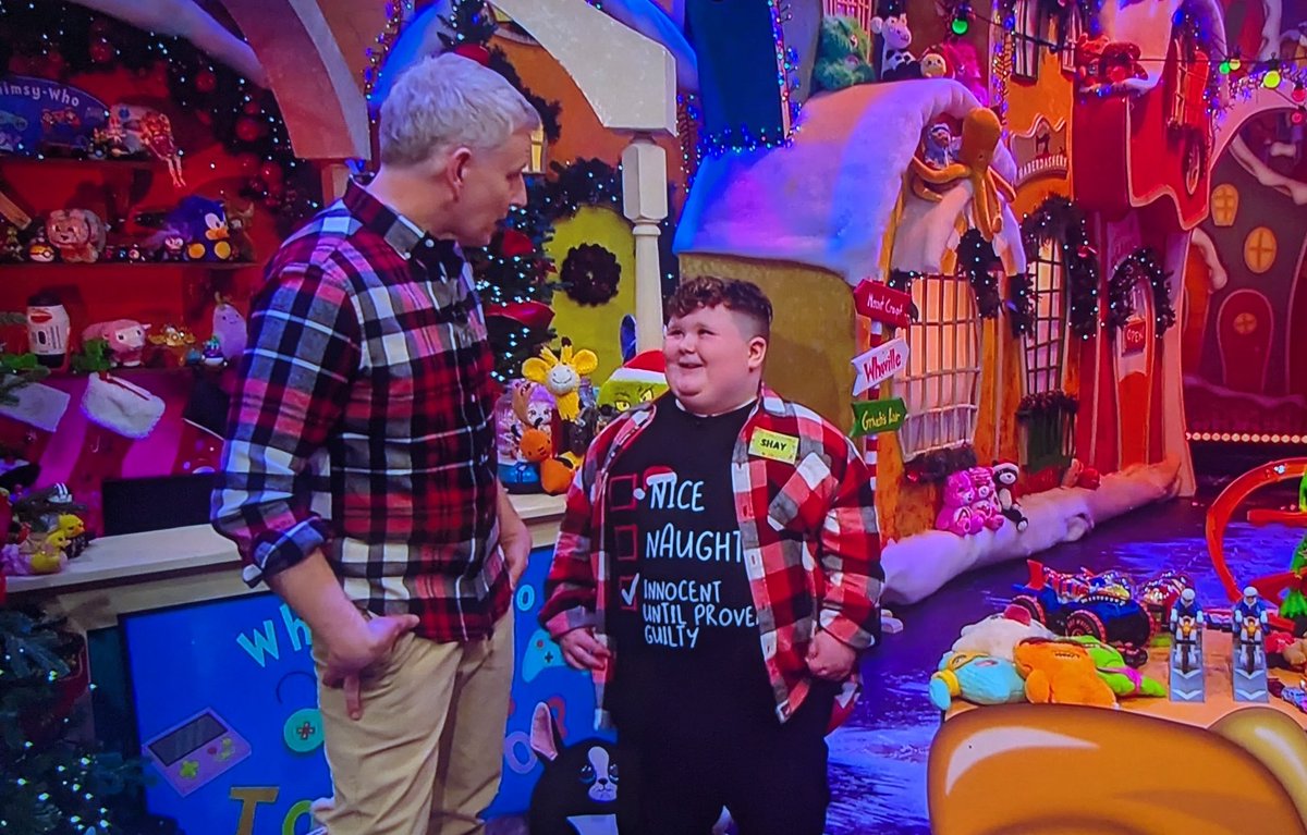 I'm asking him to be my representative at the family Christmas dinner table #LateLateToyShow
