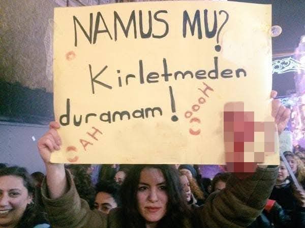 #5AralıkDünyaKadınHaklarıGünü nde

Son olarak;

Doğru kadınları, doğru yerlerde görmek umuduyla, seçme seçilme hakkı gününüz kutlu olsun...

Hak etmeyene söz hakkı bile vermeyin!

Bu çağdaş, özgür ablaların kepazeliklerini görünce Kadın olmaktan utanıyor insan...