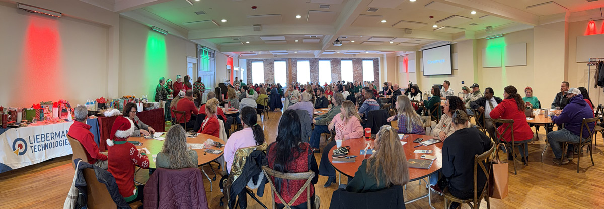 A busy week for us at LT! We were a finalist &amp; attended the Community Choice Awards on Tuesday, then sponsored E-Rep's Holiday CNN event this morning, with over 120 in attendance! Congratulations to Holt Garner for winning our Switch 2 giveaway and thanks for all who attended!