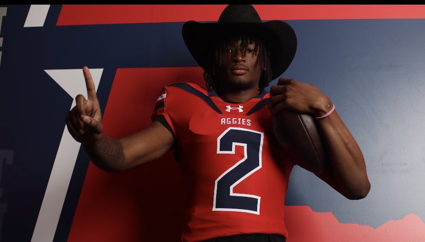 DanielMoses9500's tweet photo. Thank you for having me today @CoachKKerns had a great official visit. #goaggies 
@Eric_Mims_Sr @HawthorneCoach @PaloDuroDonsFB https://t.co/FC5OJu2WQH
