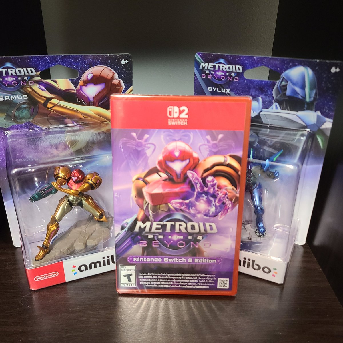 Streaming a certain video game all night and weekend if you wanna watch!! Lurkers super appreciated as well <3

> twitch.tv/doeboy

#metroid #MetroidPrime4
