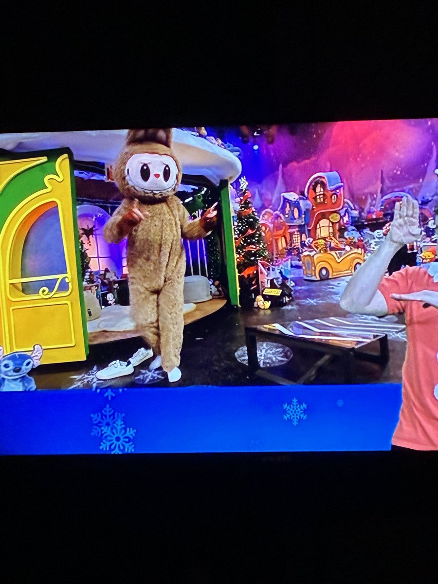 I didn’t know I needed Patrick Kielty in a Labubu outfit in my life but here we are 🤷🏻‍♂️ #LateLateToyShow