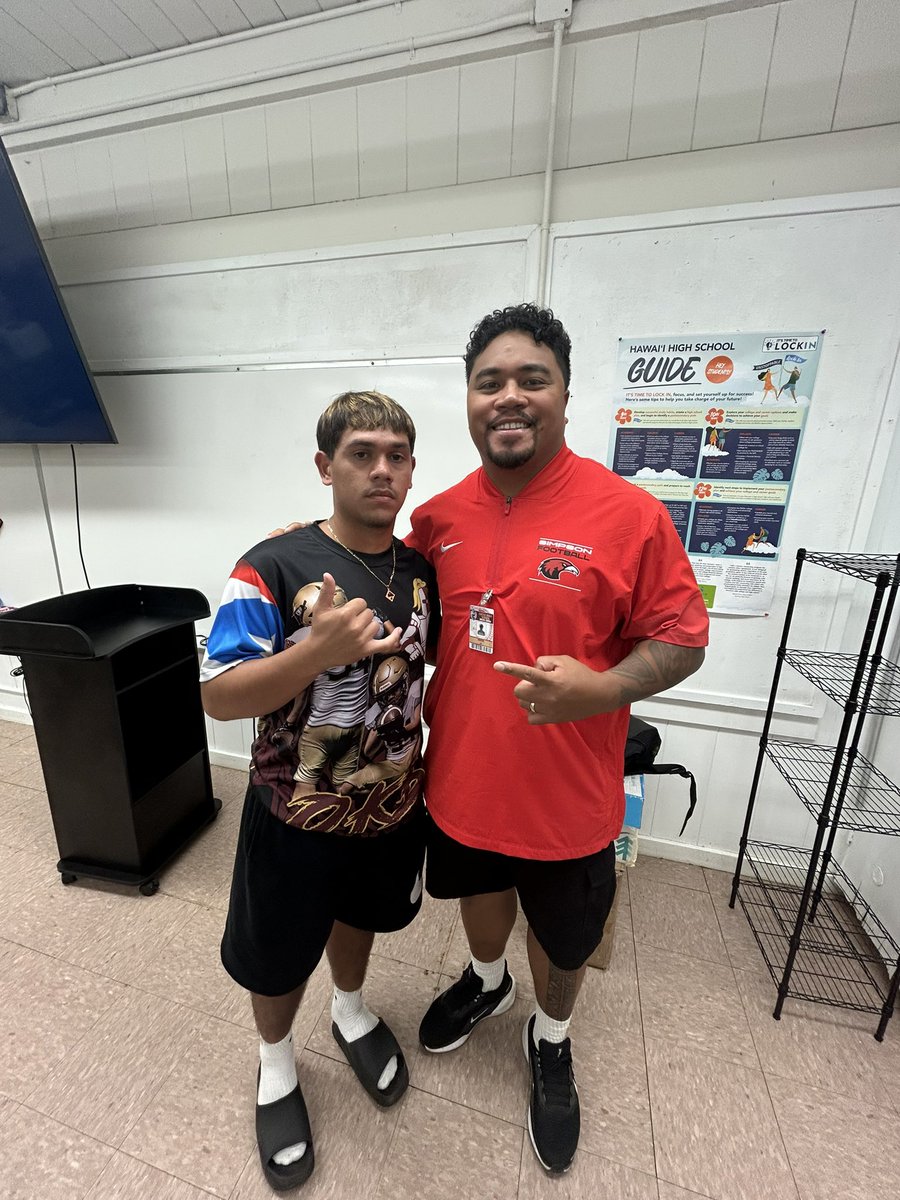 aiden kahele tweet media