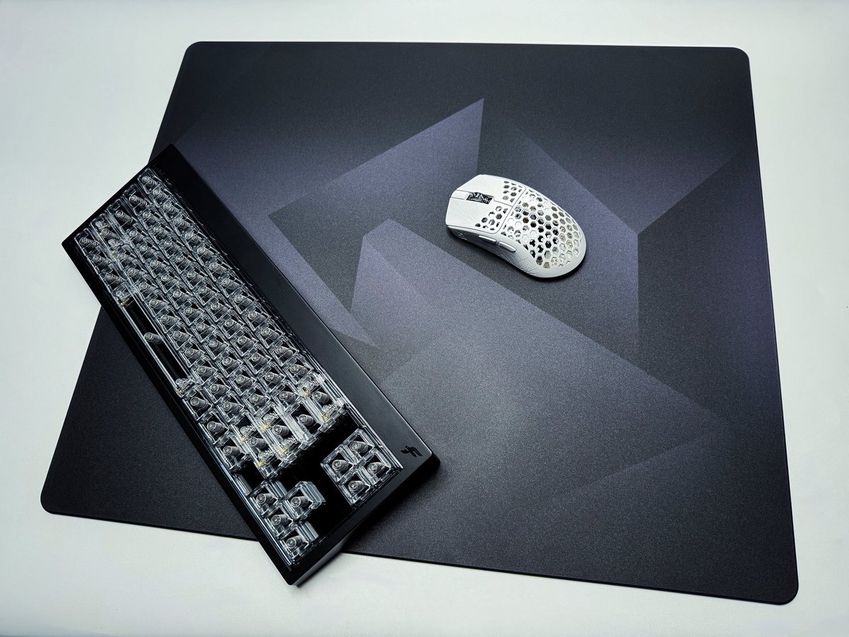 IM FROM THE FUTURE N I GOT UR GEAR 🌌