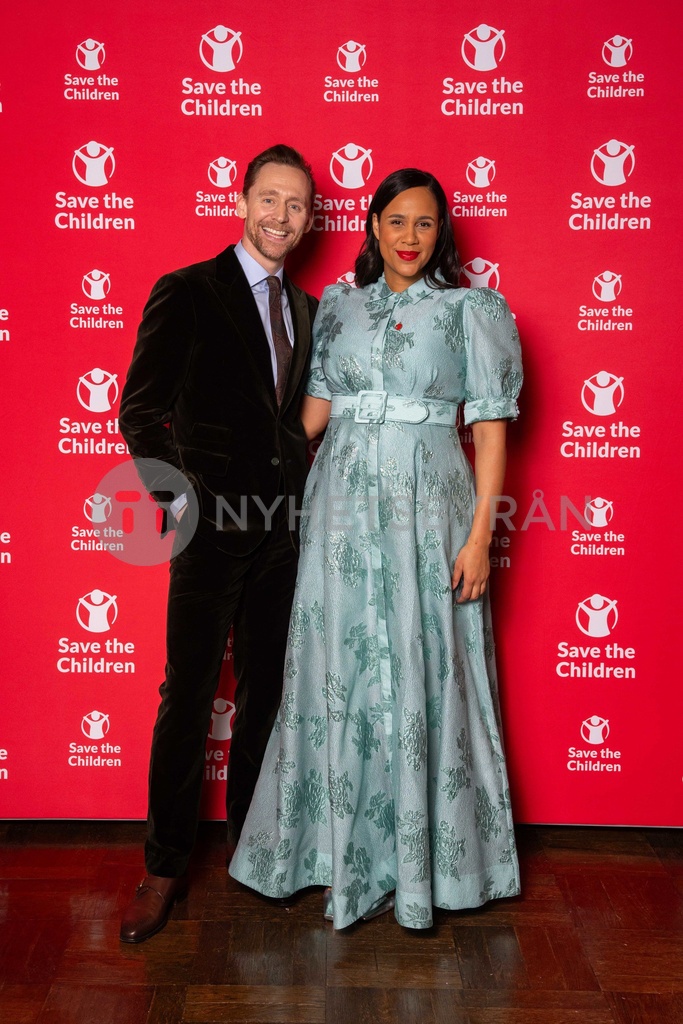 zawe ashton daily tweet media