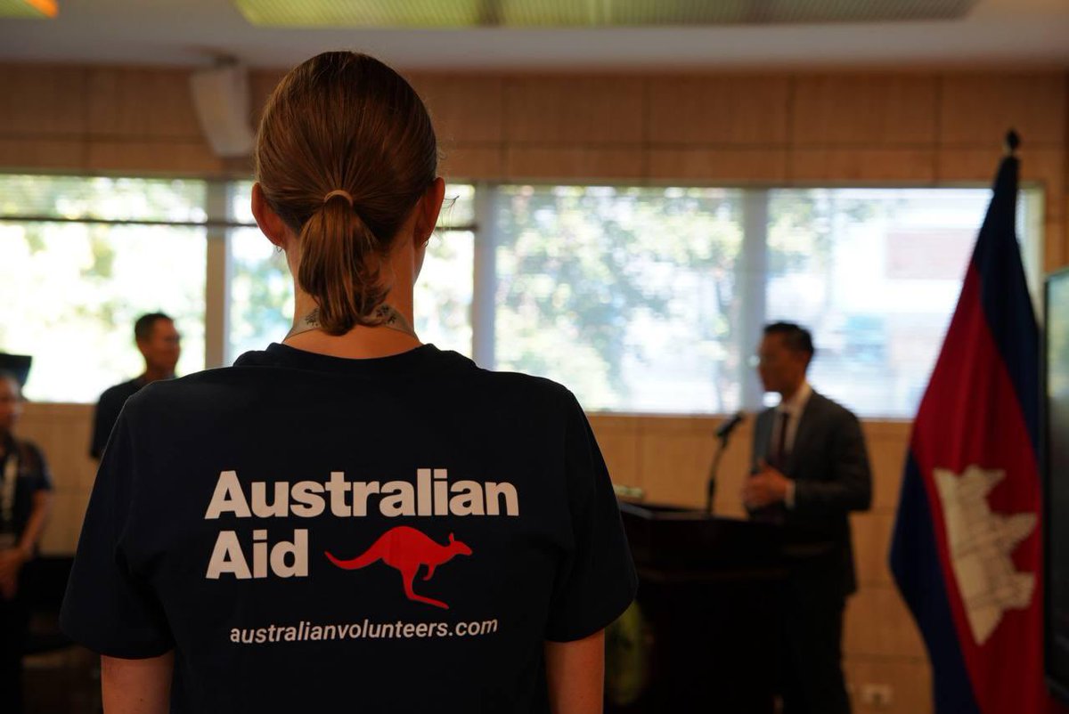 AusEmbPP's tweet photo. To mark International Volunteer Day yesterday, we welcomed to the embassy our current cohort of @AusVols who are working with partner organisations in 🇰🇭, using their skills and capabilities to help deliver change. 

What an incredible, passionate group of Australians! https://t.co/Y5frYsirZ1