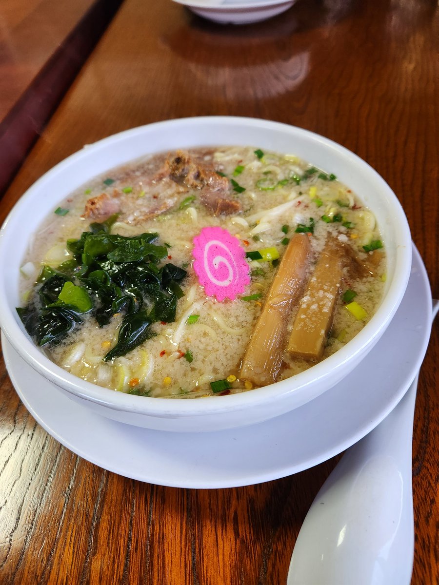 久しぶりに出勤前の朝ラー🍜
旨し😁

#しちのや
#横綱中華