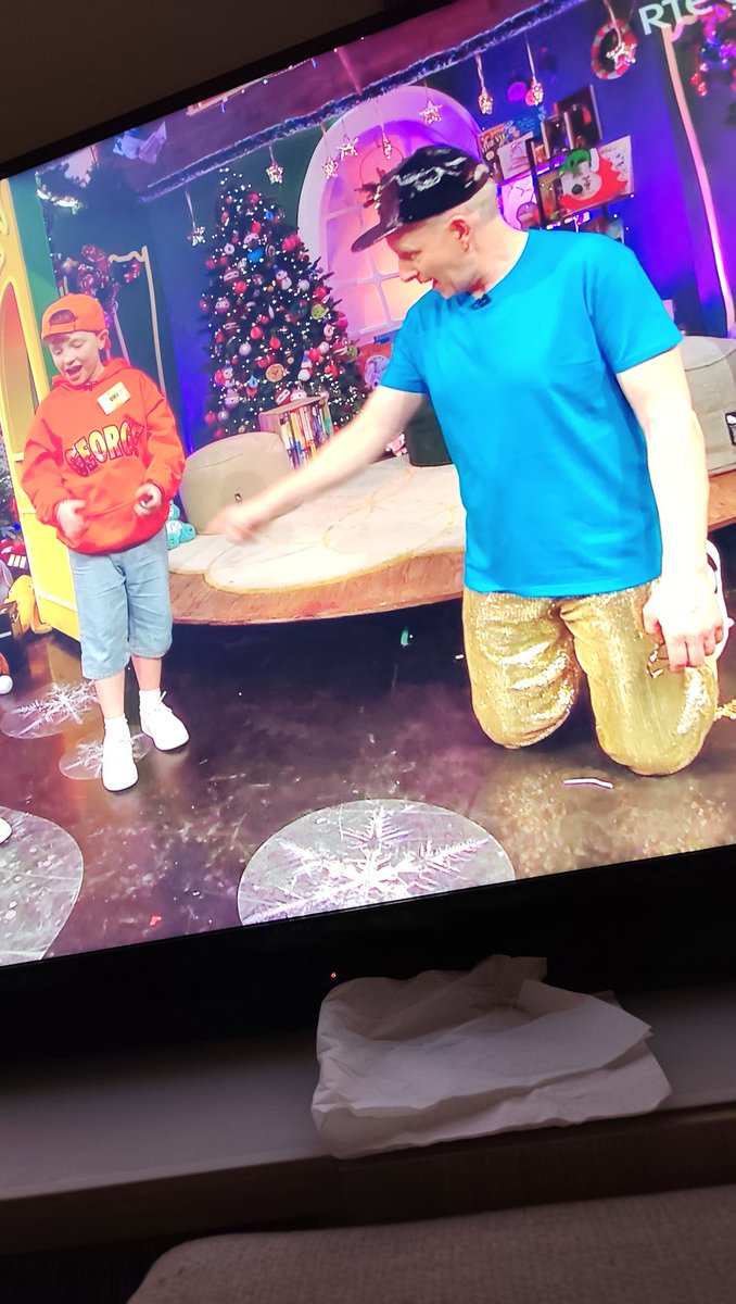 Petronius tweet media