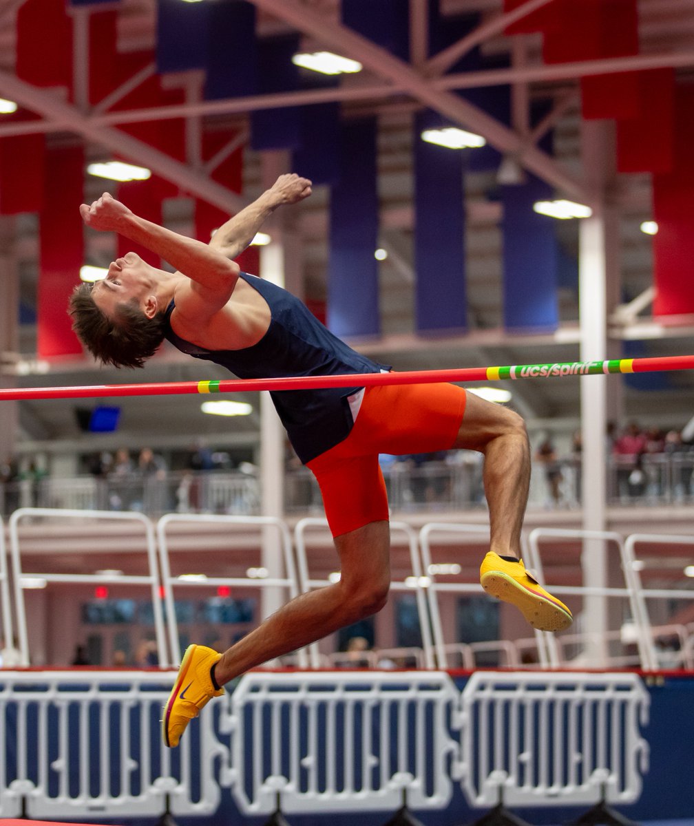 UVATFCC's tweet photo. MR.MCNEIL 👏👏

Freshman Garrett McNeil capped off an impressive two day competition in the men's heptathlon (group A) to finish in 6th place with 𝟱𝟭𝟵𝟴 points!

He now ranks No.4⃣ all-time and No.3⃣ among freshman all-time in program history!

#GoHoos https://t.co/Z1g5tXiviM