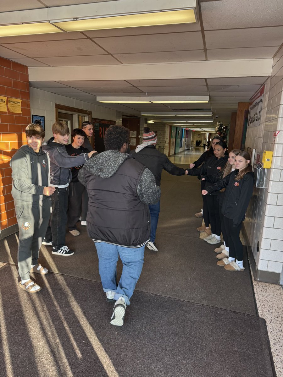 Fist Bump Fridays are the BEST!!! Thank you to our cheerleaders, dance team, boys golf team and basketball team for coming to help our students at Pine start their day off in a fun &amp; positive way!! 👊🏼🧡🖤 @nocseagles