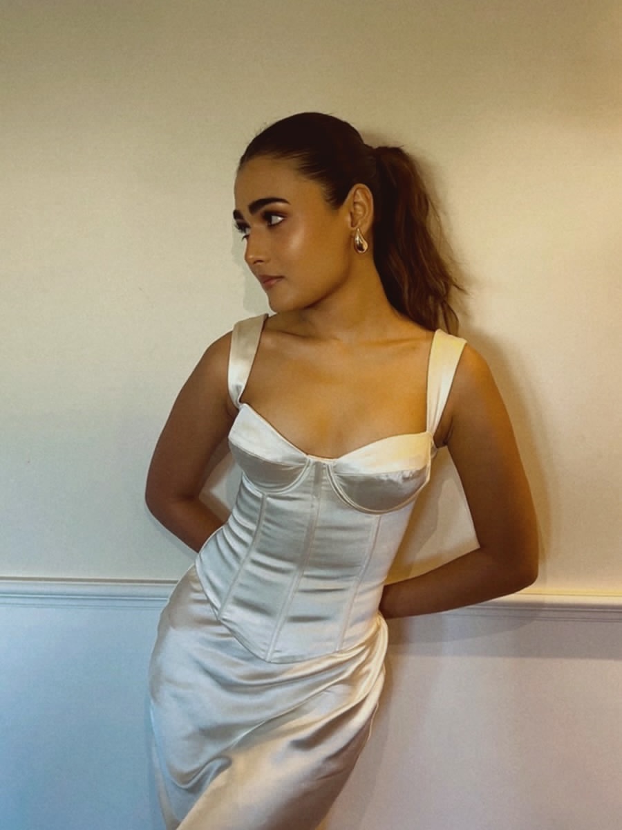 G7cN6QEb0AMt1xV?format=jpg&name=medium