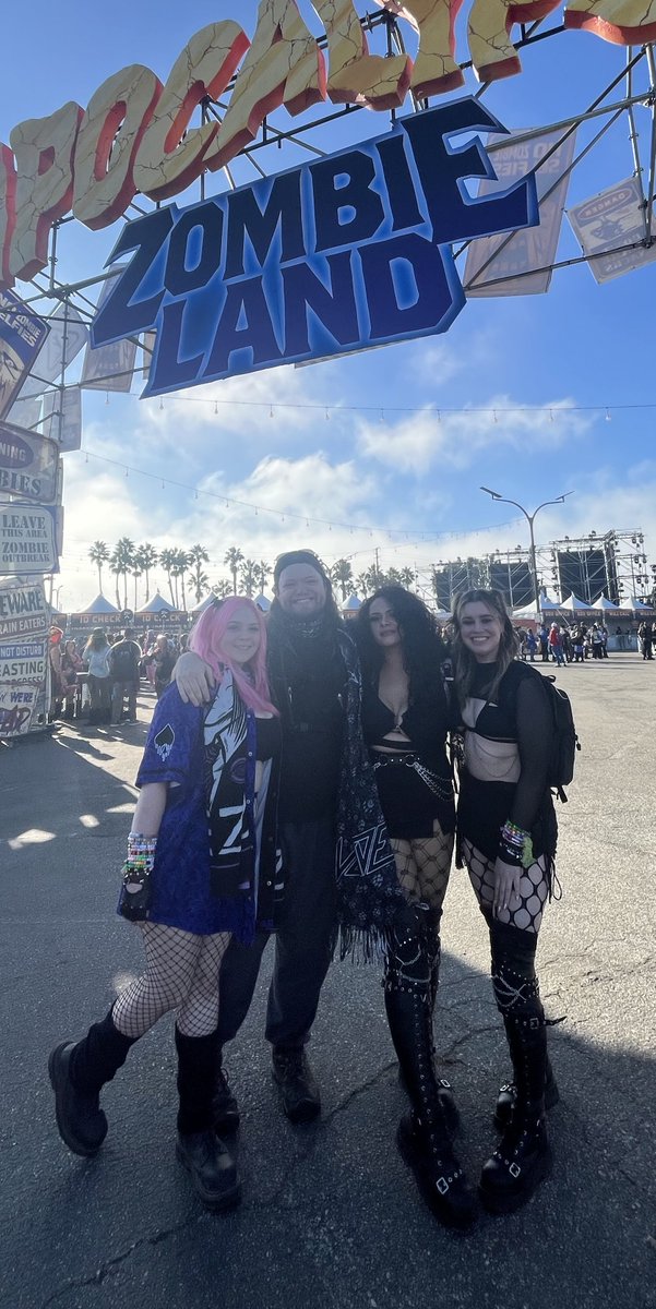 Panoramic (Ash) tweet media