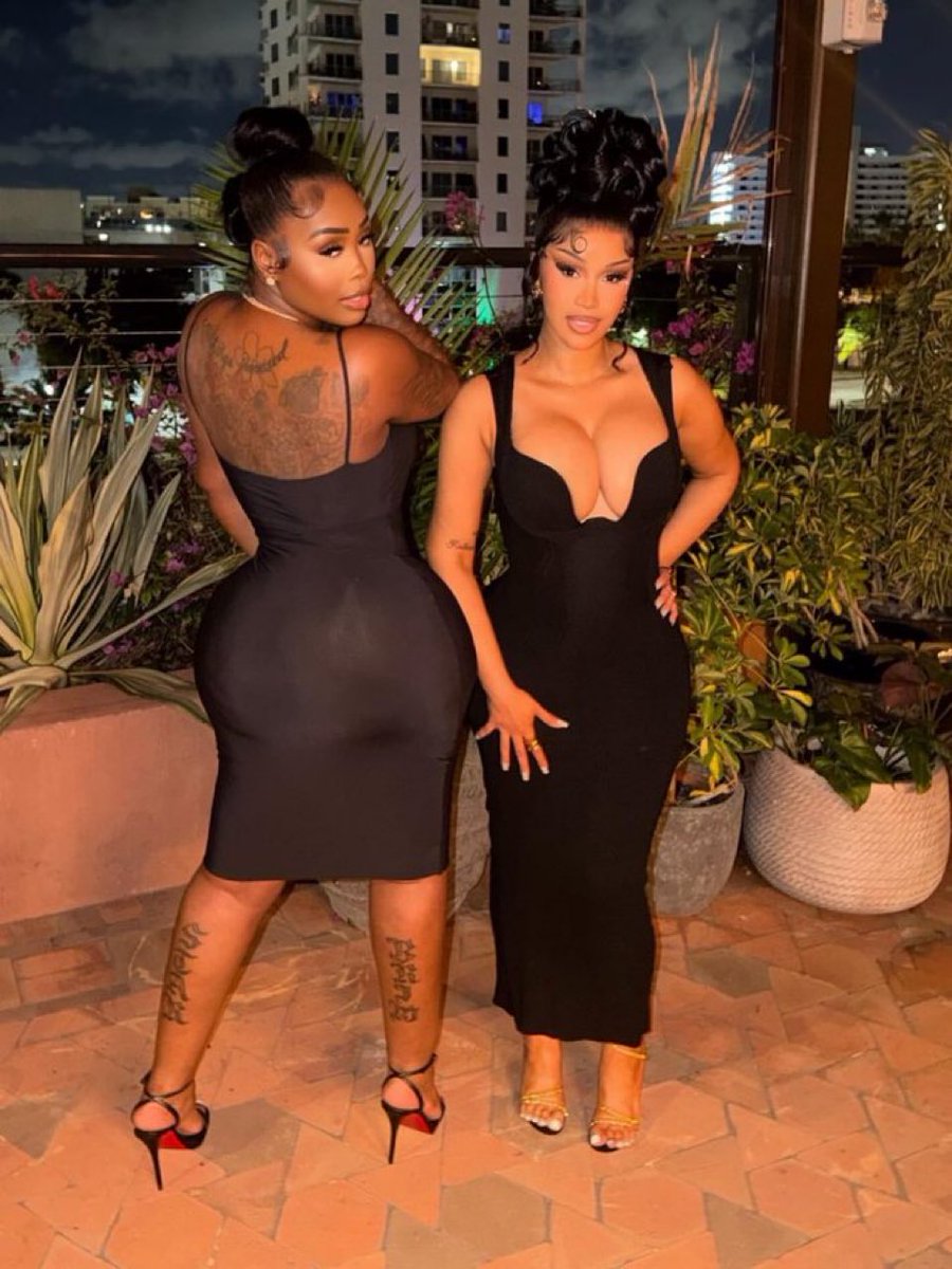 popbardismoke's tweet image. They really came a long way🫶🏽