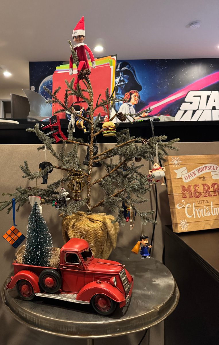 Red7Creative's tweet photo. Apparently Ralphy thought this Christmas tree need a new star⭐😂

Check in here for more festive elf updates✅ (link in bio)

#ElfOnTheShelf #Holiday #HappyHolidays #HolidayCountdown #Red7Creative #AdAgency #Advertising #DigitalMarketing #Holidays #CreativeAgency #DataDriven https://t.co/4vscaW4wKv