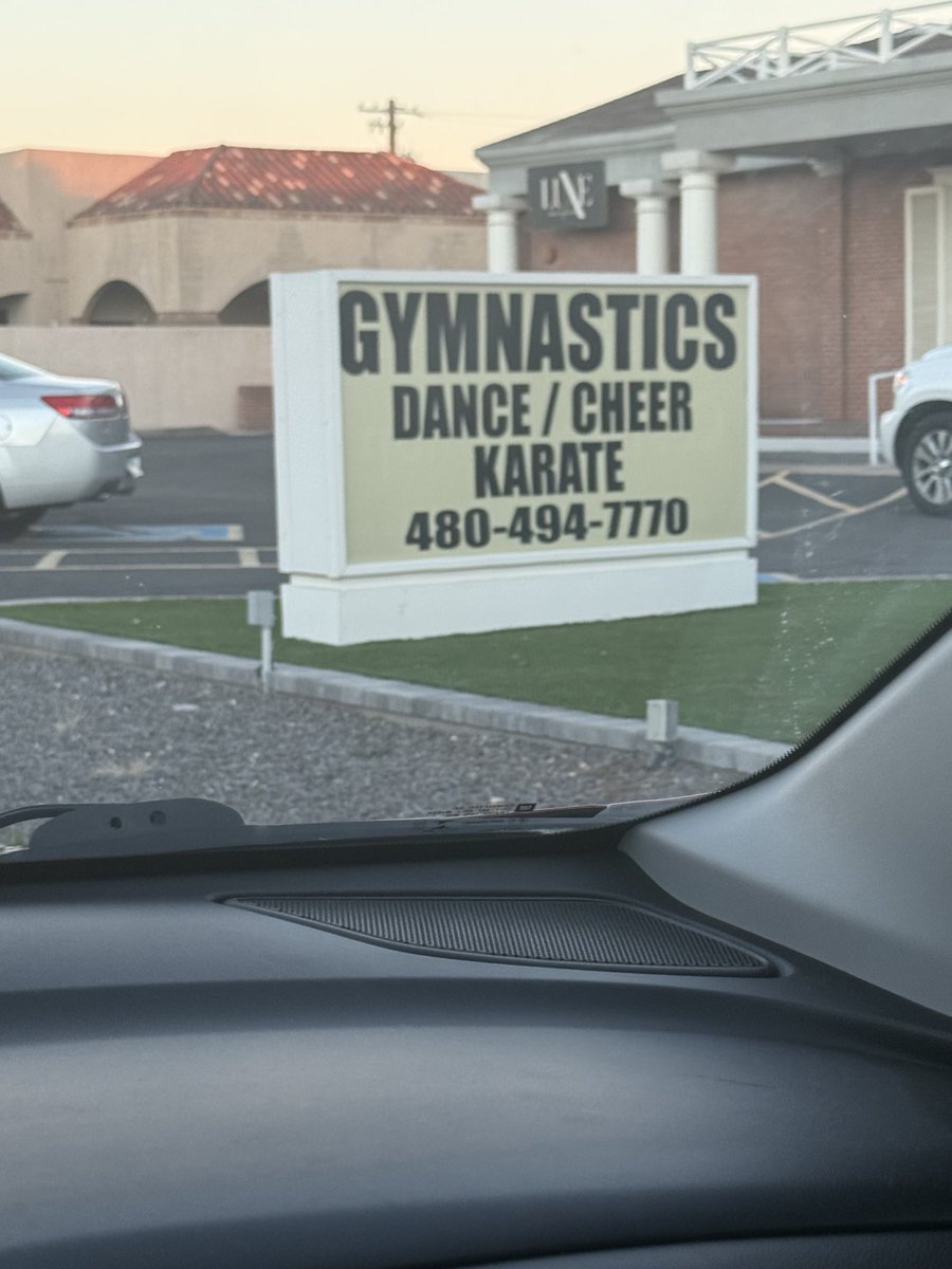 ⁦<a href="/PetrosAndMoney/">PetrosAndMoneyShow</a>⁩ This needs to be an Olympic Sport.  I’d watch it