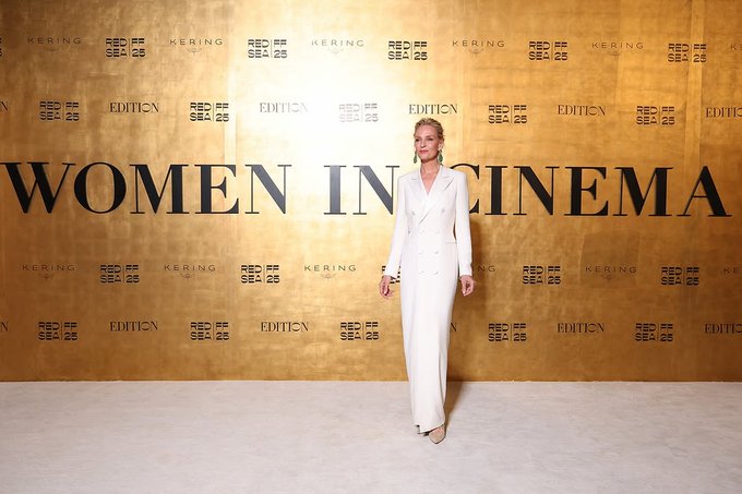 جولييت بينوش وأوما ثورمان ومي عمر ومحمد سامي من بينهم ... النجوم في فعالية "نساء في السينما" بمهرجان البحر الأحمر السينمائي 