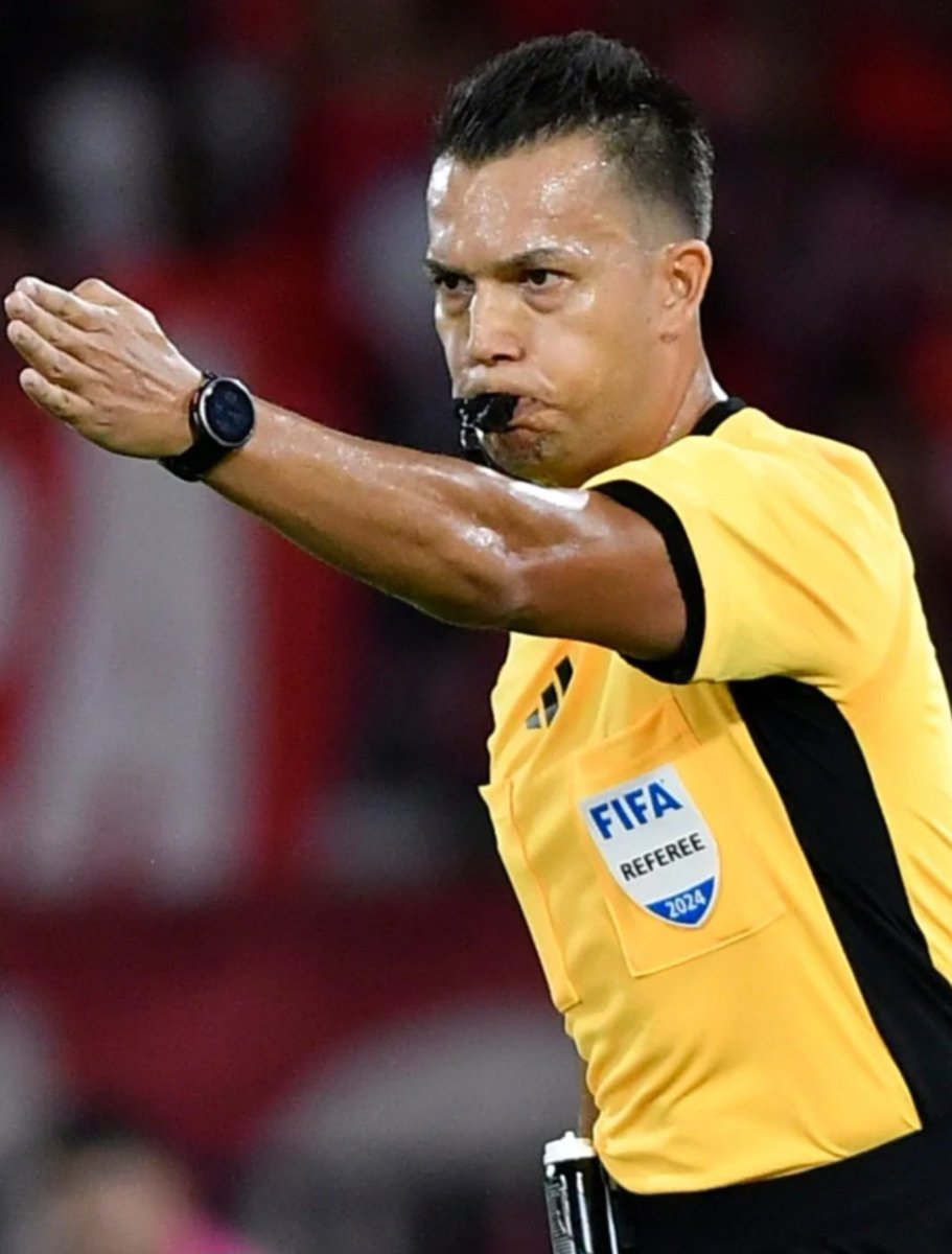 Regresa:
Después de un gran trabajo de sus padrinos, nuevamente es designado Nicolas Gallo. Estará en el partido <a href="/cdtolima/">Club Deportes Tolima</a> vs <a href="/FortalezaCEIF/">Fortaleza</a>, partido de solo tramite

No se les haga extraño que este en uno de los partidos de la final.

Recordemos que su último partido la embarró.