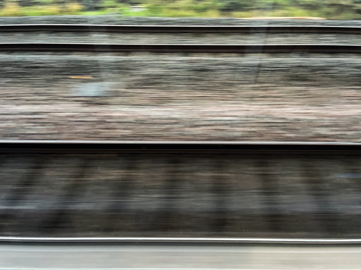 Heading south: the East Coast Mainline between Leeds and London 

10.56am, 29th November 2025