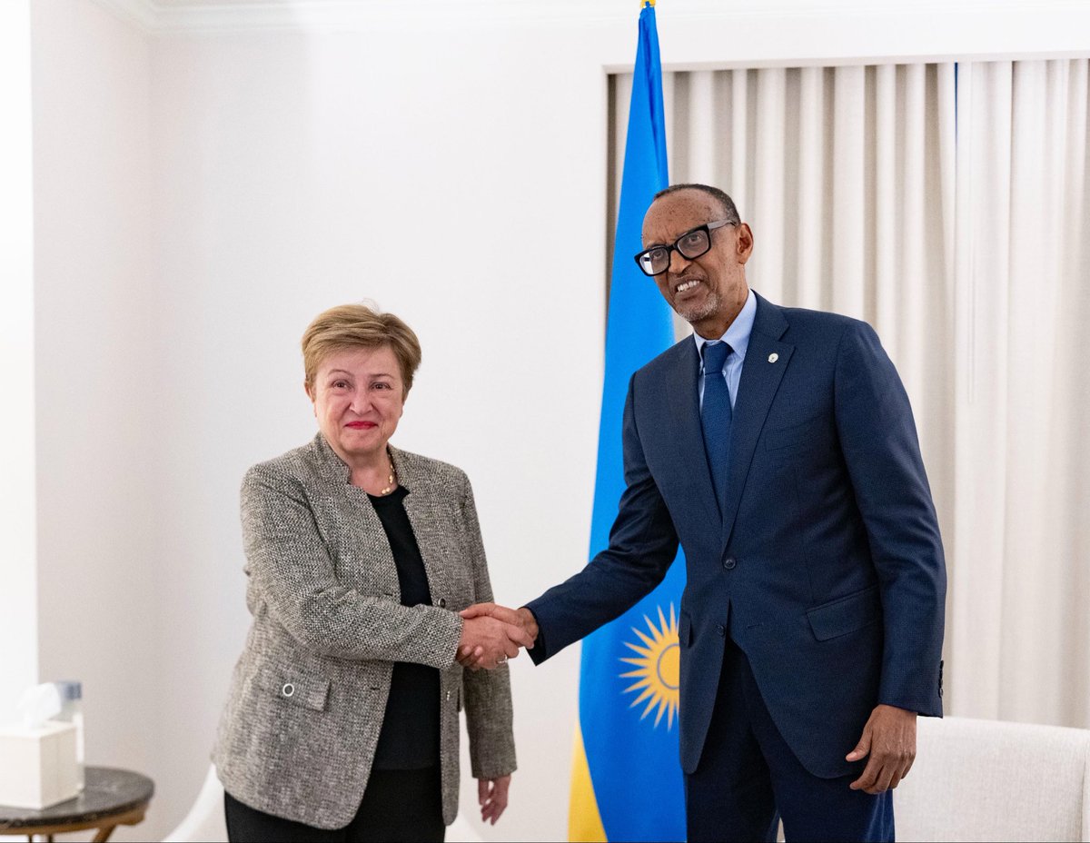 UrugwiroVillage's tweet photo. This afternoon in Washington, D.C., President Kagame met with IMF Managing Director @KGeorgieva. They discussed the productive partnership between Rwanda and the IMF and the shared commitment to advancing Rwanda’s sustainable development and economic transformation agenda. https://t.co/kgJfVZRtsJ