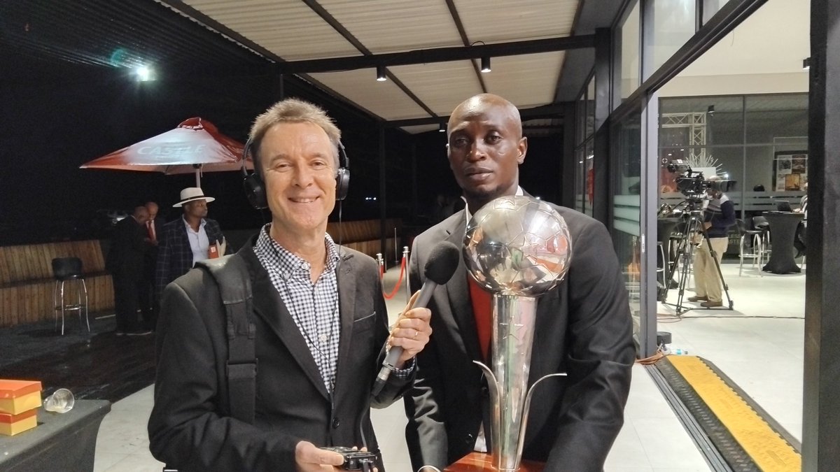 Steve Vickers tweet media