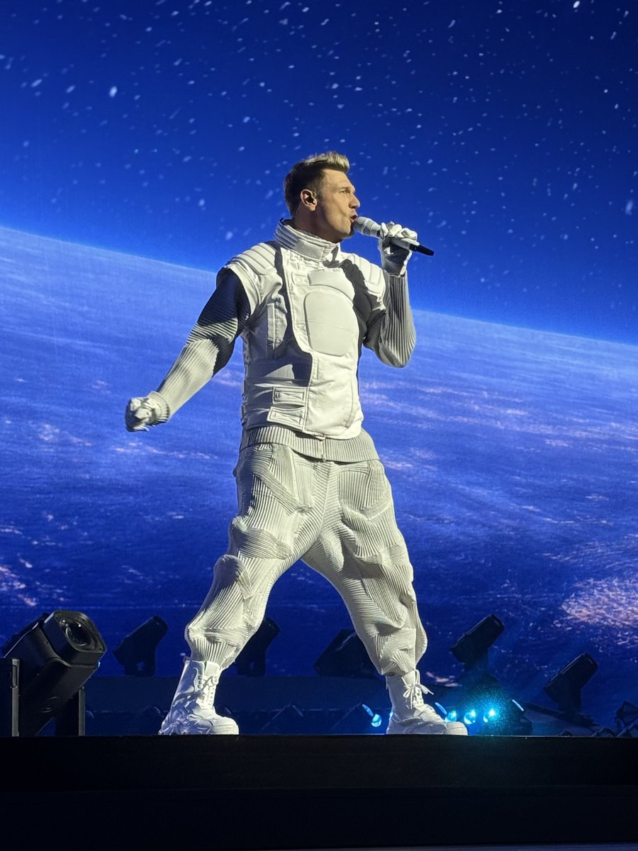 EdMBernstein's tweet image. We’re excited to welcome Nick Carter — global pop icon, singer, songwriter, and beloved member of the Backstreet Boys — for an up-close and personal conversation you won’t want to miss.

Nick opens up about life on the road, his music, his journey, and what it’s like performing…