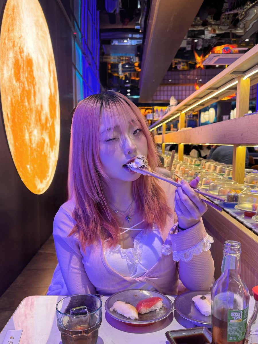 xiaobaocris's tweet photo. 🍣 https://t.co/NjfFXXaeBd