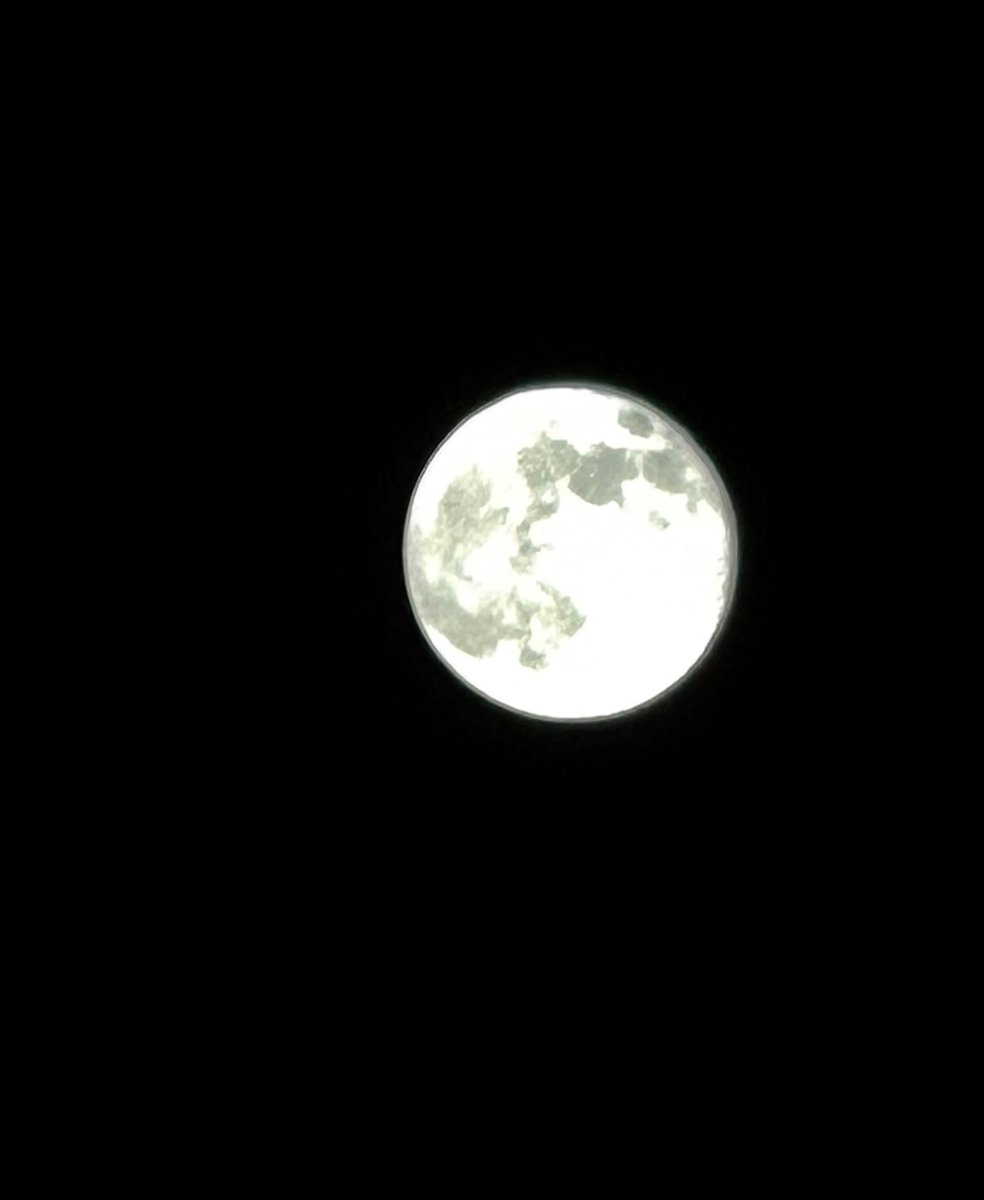 maxper63's tweet image. Ci porterà fortuna la luna