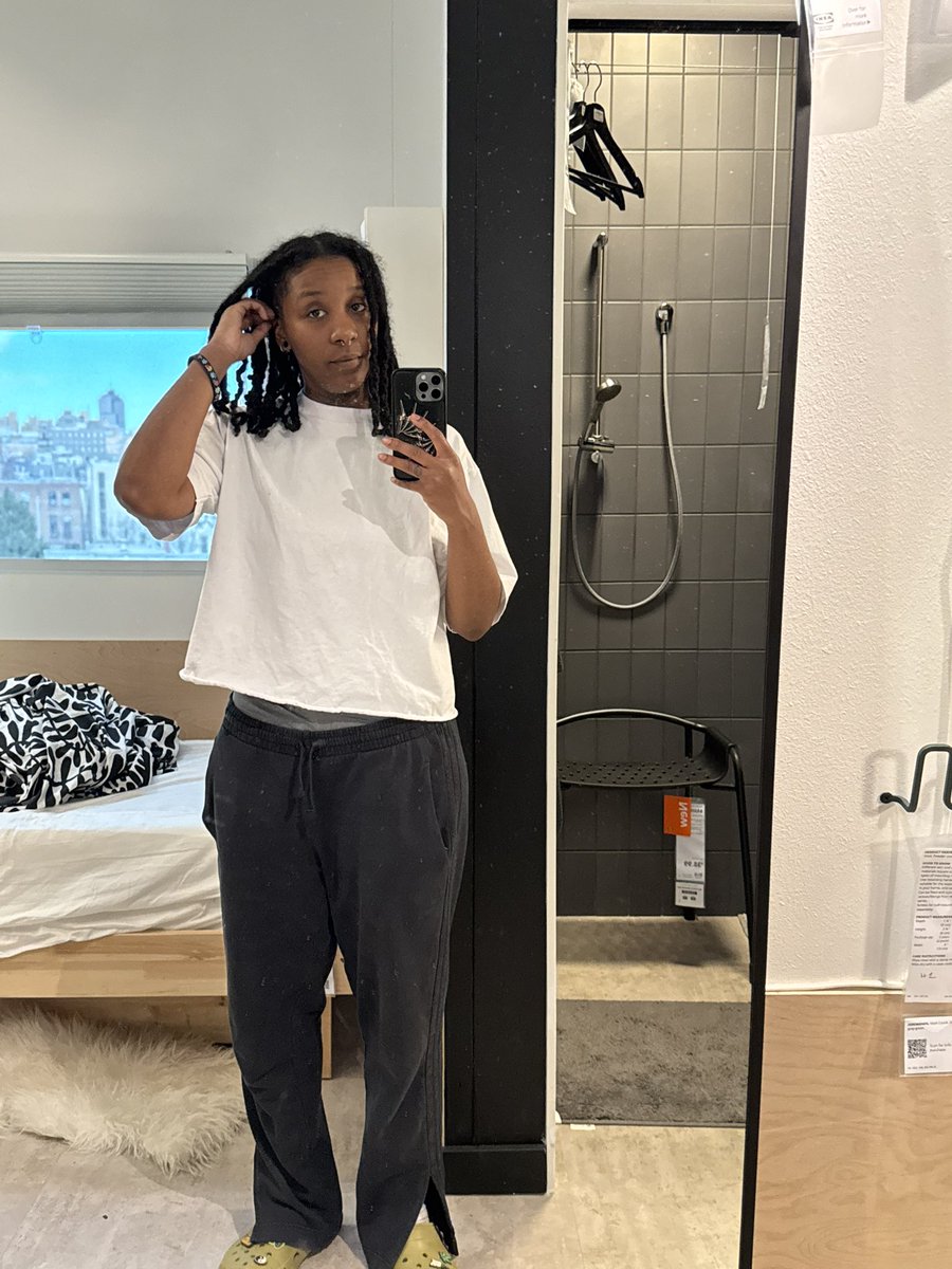 kanaviye1's tweet image. 