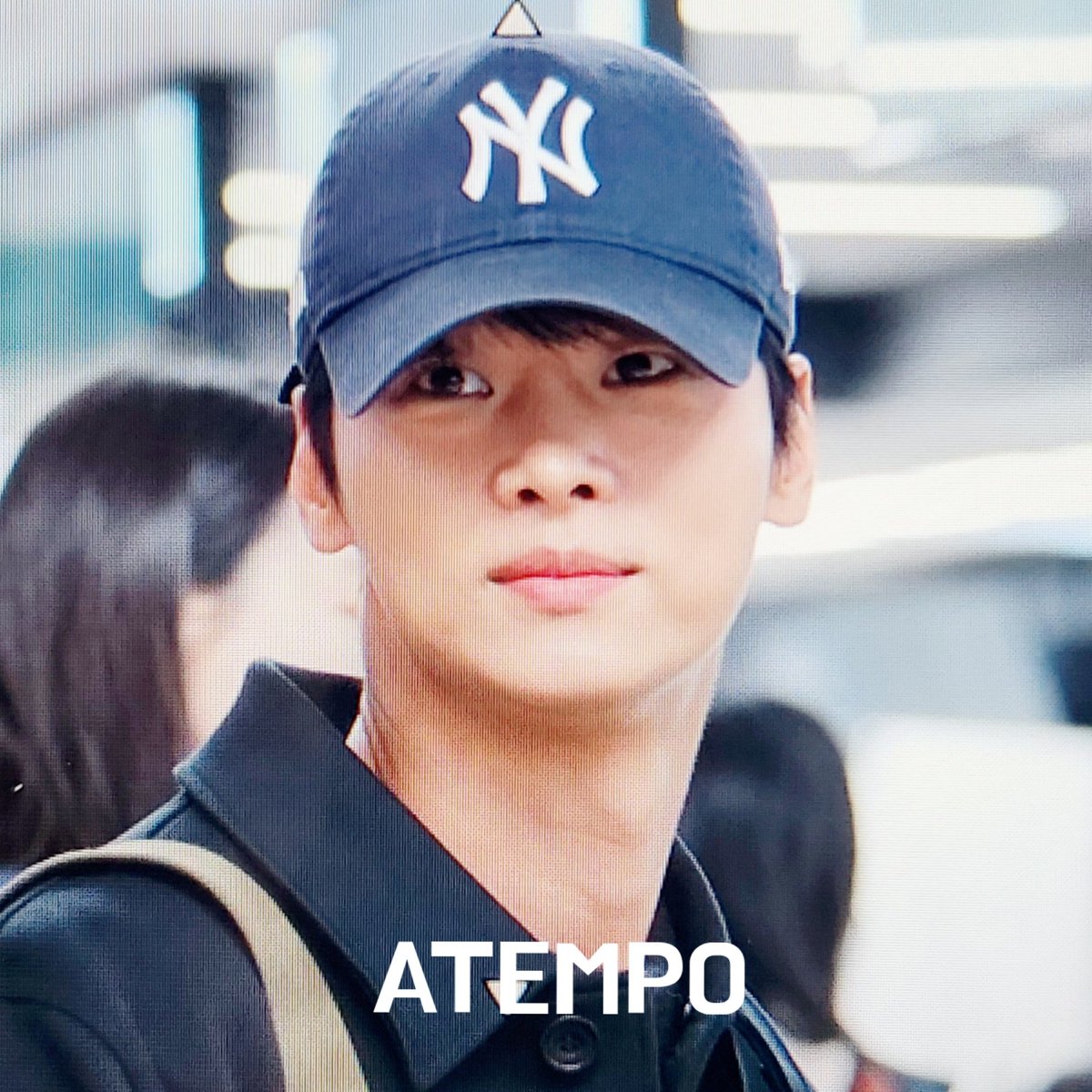 ATEMPO_90's tweet photo. 251206 출국
@CHA_NNNNN 
동글동글하다 동글동글해⚫️
이상이상하다 삐죽삐죽했는데🤔
#차학연 #로맨스의절대값 #가우수
#노무사노무진 #태양의노래
#은중과상연 #이웃집킬러 #어디가요인기가요 https://t.co/HN9zrcfTGy