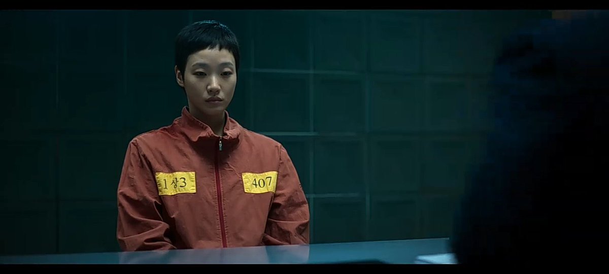 kdrama_outofbox's tweet photo. I binged all 12 episodes of this thriller Price of Confession at once. Kim Goeun and Jeon Doyeon turned out to be a pairing I didn’t know I needed. Their acting was just immense and their chemistry through the roof. If you’re looking for a drama with lots of twists and turns and dark plot twists, give this a watch. 

#ThePriceOfConfession