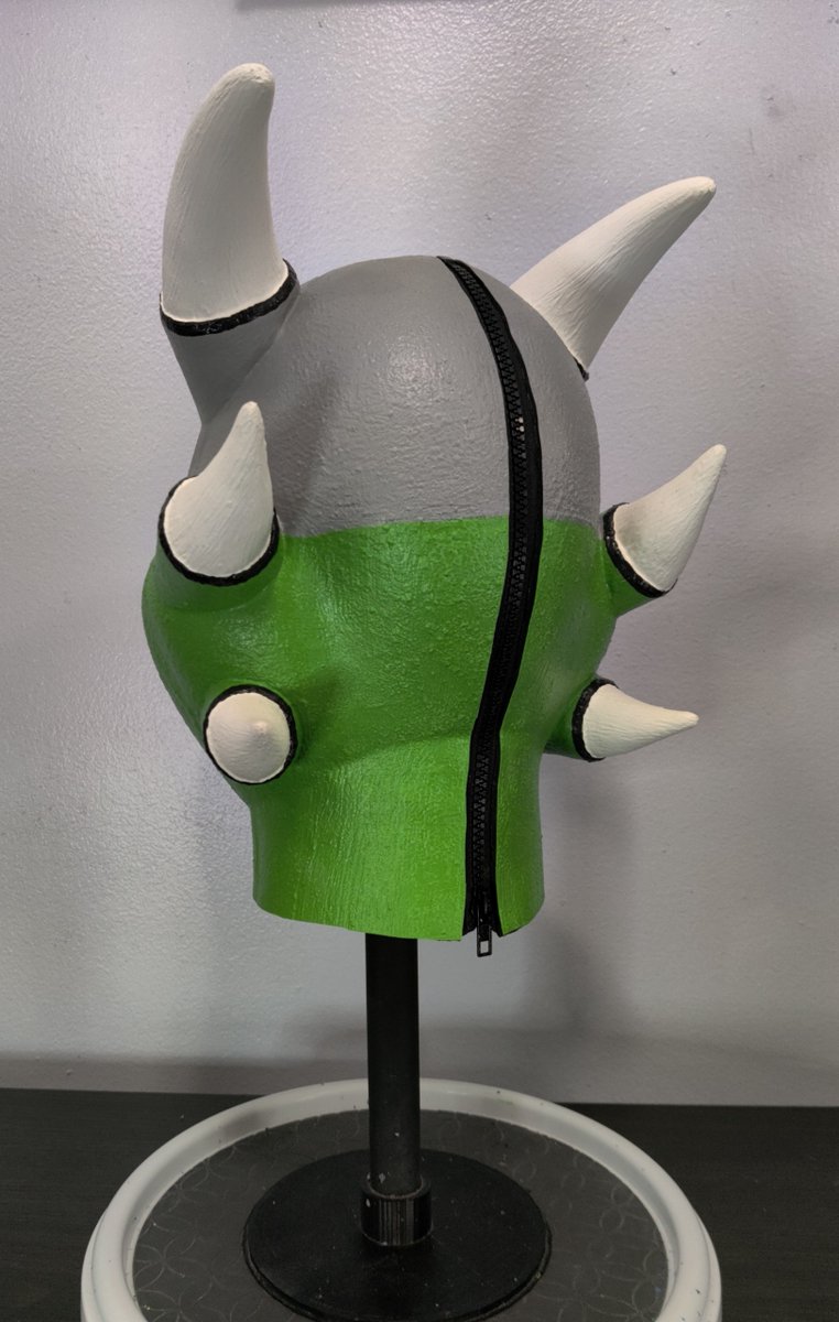 NobleGalactic's tweet image. Another Rubber Dragon Hood all finished up. 

Closed mouth design, nose holes for breathing. 
Open mouth style coming soon

If interested in a Rubber Hood. or other Fursuit Gear. feel free to DM me ^_^