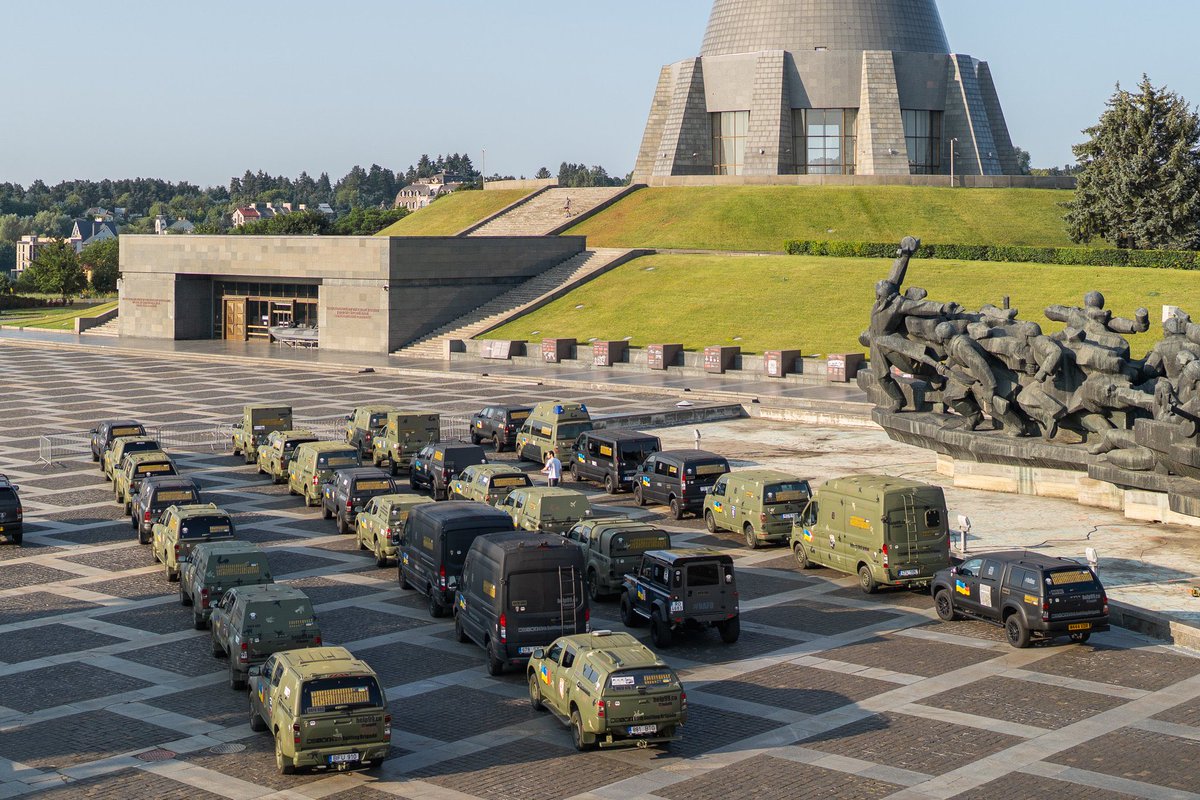 Catfella tweet media