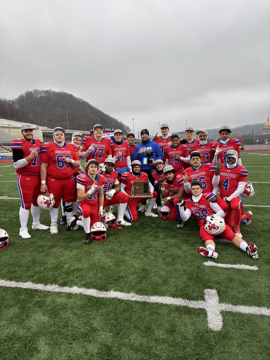 Next_Up__'s tweet image. STATE CHAMPIONS‼️🏆 So proud of this group of seniors‼️ 20 years of “almost”, 20 years of “heartbreak”, 20 years of “not good enough”… BUT NOT TODAY‼️ @MohiganFootball 
#ThisIsMorgantown 🏆
#ThisPlay 🏈
#NOROPE 💥