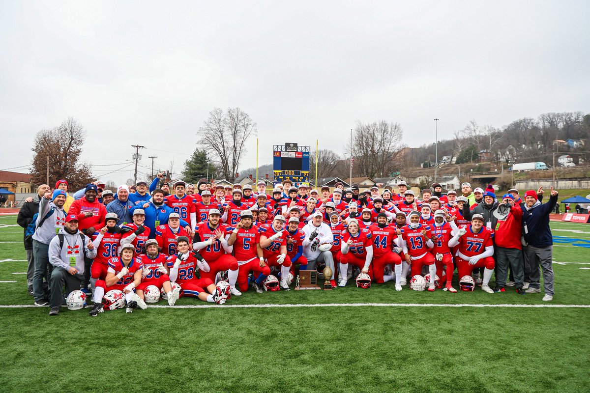 Next_Up__'s tweet image. STATE CHAMPIONS‼️🏆 So proud of this group of seniors‼️ 20 years of “almost”, 20 years of “heartbreak”, 20 years of “not good enough”… BUT NOT TODAY‼️ @MohiganFootball 
#ThisIsMorgantown 🏆
#ThisPlay 🏈
#NOROPE 💥
