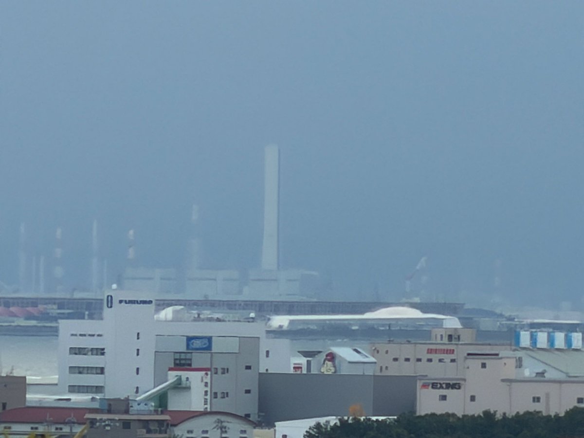 大屋根リング解体中らしい
いつのまにかよしもとのオレンジが消えている