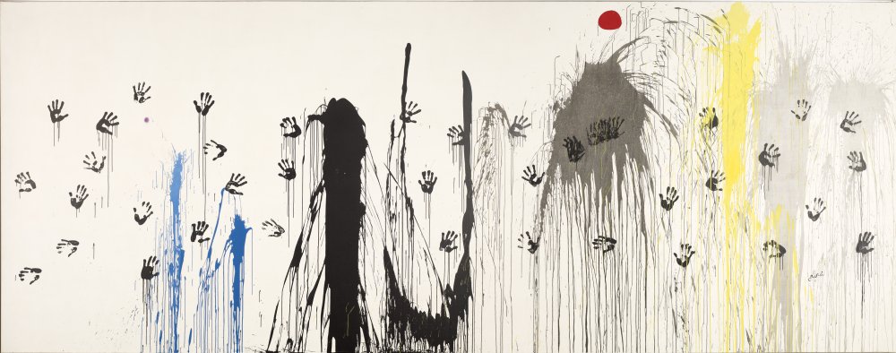 fundaciomiro's tweet photo. 🎨 «Pots (de reglament) de diversos colors tirats verticalment sobre una superfície blanca (com Sam Francis).»

Joan Miró no només va participar en la vida artística nord-americana, com en el cas de l'Atelier 17 o diversos encàrrecs a la Universitat de Harvard o al Terrace Plaza Hotel de Cincinnati, sinó que es va impregnar de tècniques, materials i temàtiques.

És el cas de la manera de fer del pintor Sam Francis, a qui pots veure a l'exposició #MiróEstatsUnits amb l'obra Blue (1958), provinent de la Phillips Collection de Washington.

Compra ara la teva entrada: https://t.co/uMvtSmjGpu

#MiróQuotes #FundacióMiró #Barcelona