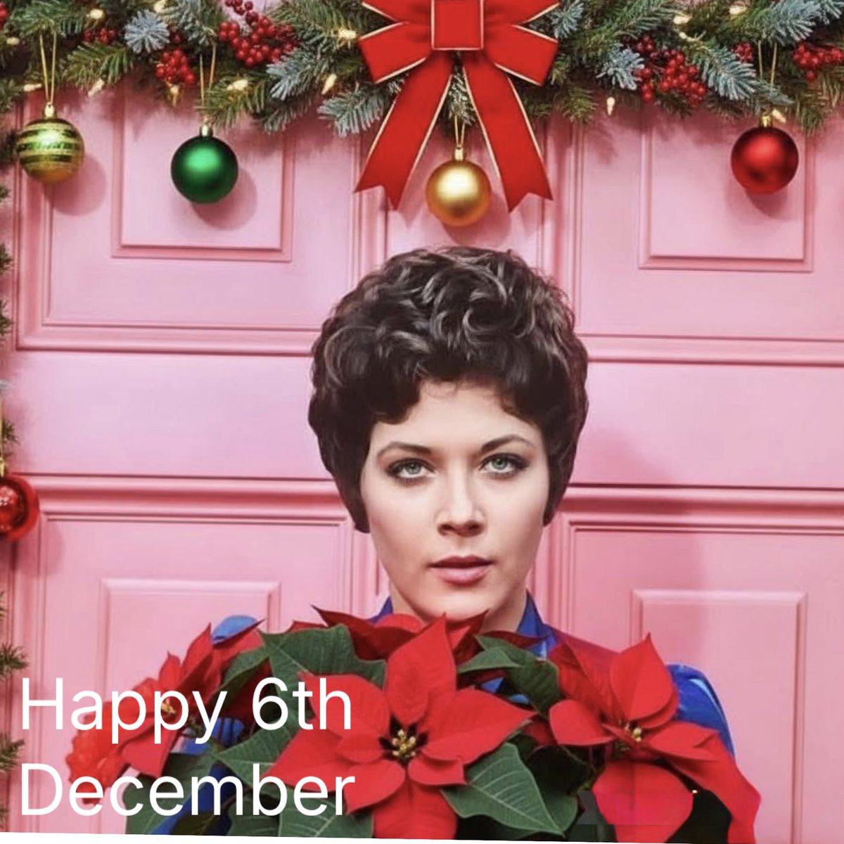 TimeLordDrew61's tweet photo. The ADVENTgers 😀🎄
Happy December 6th everyone. Here’s Tara King ready to take on the Diabolical Masterminds in the Avengers way in the Countdown to an Avengers Christmas. #TheAvengers #TaraKing #LindaThorson https://t.co/Yldgc3XDlU
