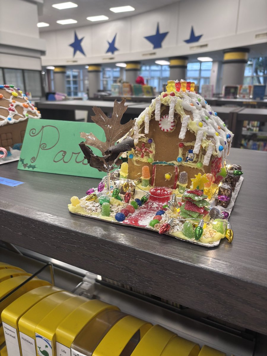 TippsElementary's tweet photo. Our staff teamed up today to build the sweetest gingerbread houses! 🏠✨ Nothing like a little teamwork (and frosting!) to kick off the holiday spirit. 🎄💚 #CyfairISD #HolidayTeamwork #TippsTigers @CyFairISD https://t.co/KPsosbVNyK