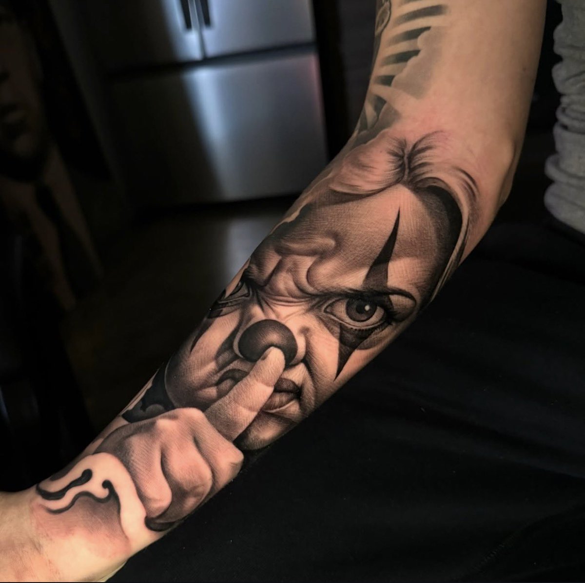 vivotattoos's tweet photo. Start to a two day tattoo session with @rafaeltats 🤘🏽 Text (754) 707-2888 with any ideas you want for a tattoo https://t.co/uAaWDfefAz