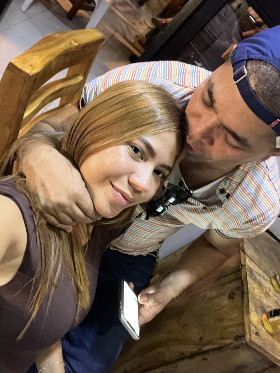Valennnpz's tweet photo. Te amo con mi alma, papá ❤️‍🩹 https://t.co/sYoTGilF61