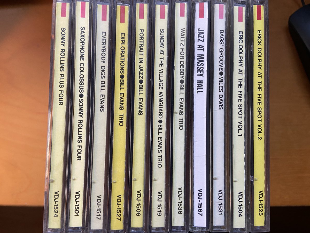 takesensagakuma's tweet photo. 1986年頃に買い集めた国内初CD化ジャズ名盤が予想以上に���質面で評価が高いことを知り嬉しい☺️ VDJ-15**とか。
#Jazz
#Jazzcd
#VDJ1500番台 https://t.co/VVIUNCQHH9
