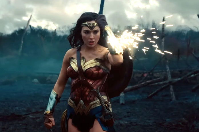 robbrobo's tweet photo. Gal Gadot shares her screen test as Wonder Woman for “Batman v Superman: Dawn of Justice” this week.
#GalGadot
#WonderWoman
#Actress
#Shares
#Her
#ScreenTest
#For
#BatmanVSupermanDawnOfJustice
#ThisWeek
#ExcitingNews
#WhatAYear
#DCFans
#Cinema
#MovieFan
https://t.co/2eEApcgNXn https://t.co/SfCZXlveO7