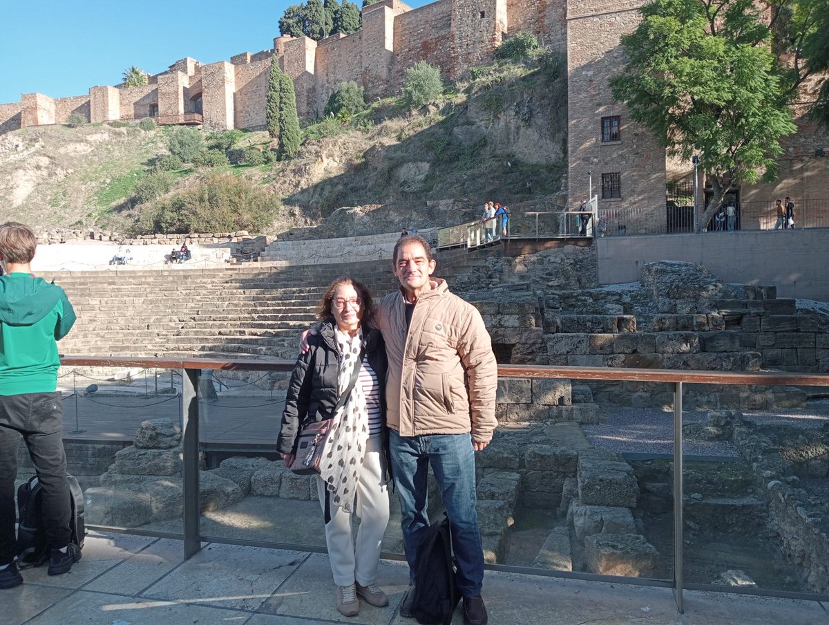 DesamparadosJ's tweet image. #Excursiones | Os dejamos algunas imágenes que reflejan lo vivido en la excursión a Málaga que ha organizado nuestra Agrupación Parroquial con la empresa "Viajes Dylan". 🧵⬇️