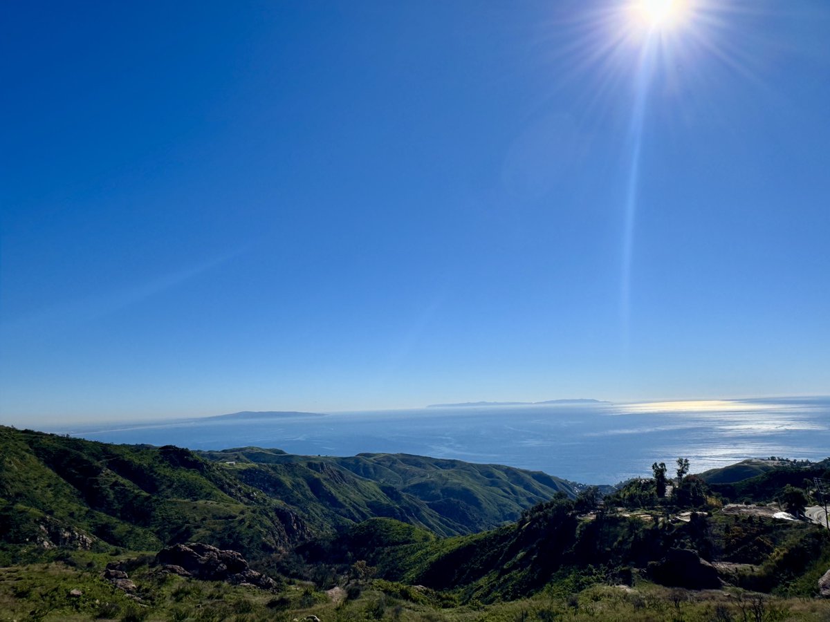 California, and more specifically LA, is pretty decent on this December 5th, 2025.

How's the rest of the country looking?